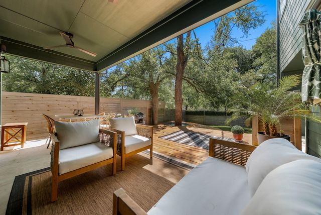 5109 Stone Gate DR 1, Austin, TX 78721