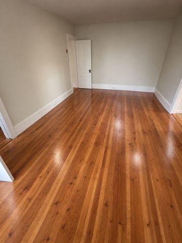22 Goldsmith Street 1, Littleton, MA 01460
