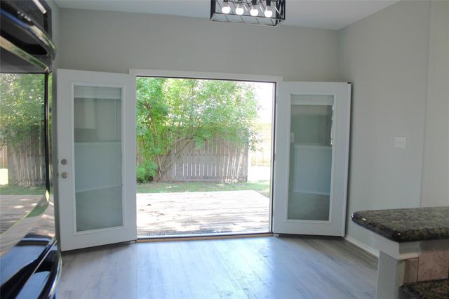 3002 Pine Chase Drive, Montgomery, TX 77356