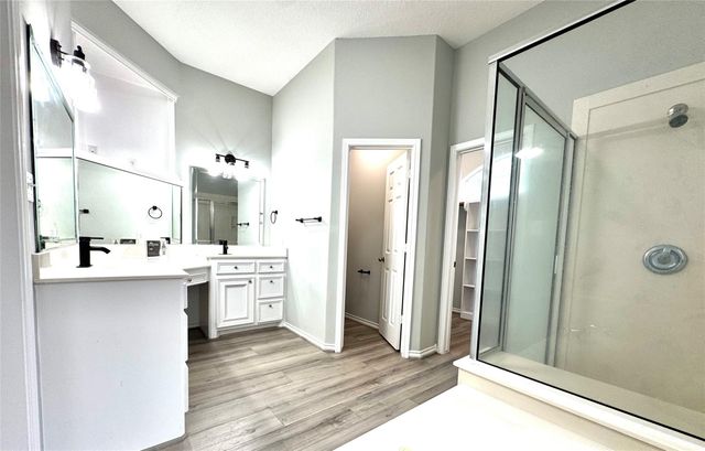 3002 Pine Chase Drive, Montgomery, TX 77356