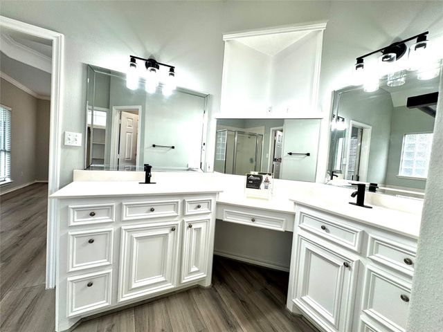 3002 Pine Chase Drive, Montgomery, TX 77356