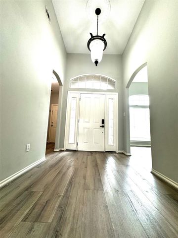 3002 Pine Chase Drive, Montgomery, TX 77356