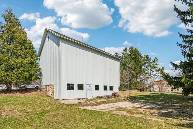 W4669 County Road A ROAD, Elkhorn, WI 53121