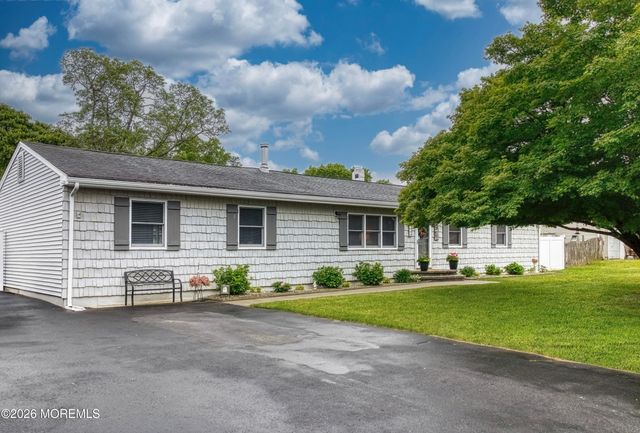 1632 2nd Avenue 1632, Toms River, NJ 08757