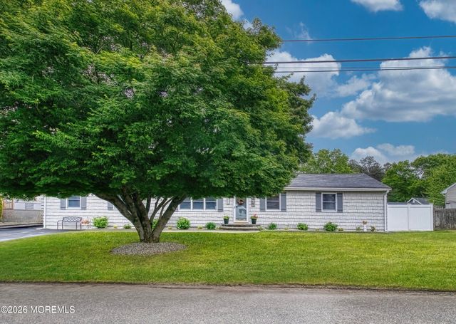 1632 2nd Avenue 1632, Toms River, NJ 08757