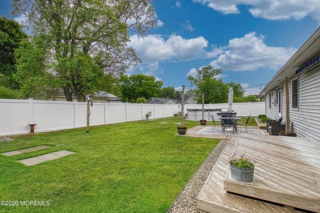 1632 2nd Avenue 1632, Toms River, NJ 08757