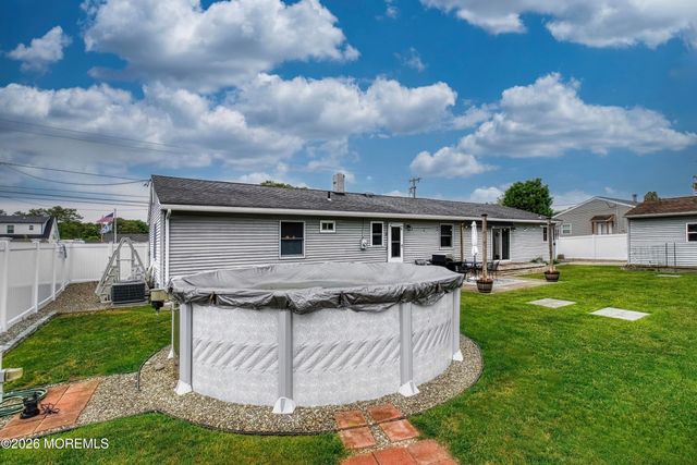 1632 2nd Avenue 1632, Toms River, NJ 08757