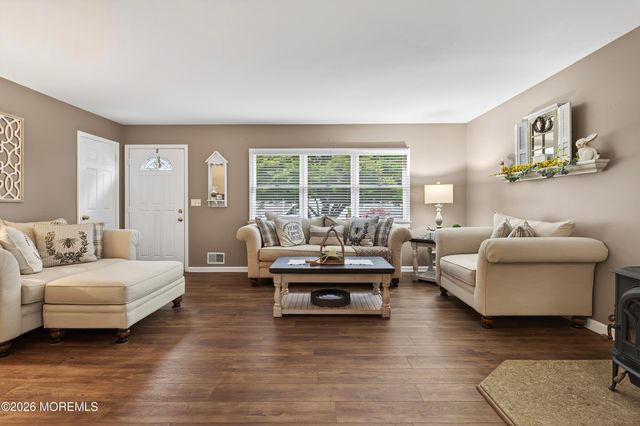 1632 2nd Avenue 1632, Toms River, NJ 08757