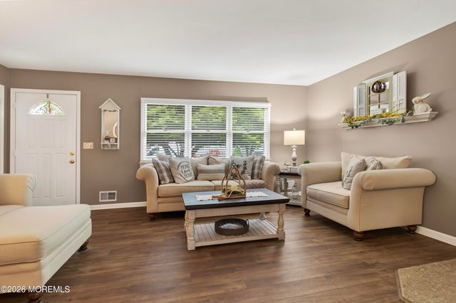 1632 2nd Avenue 1632, Toms River, NJ 08757