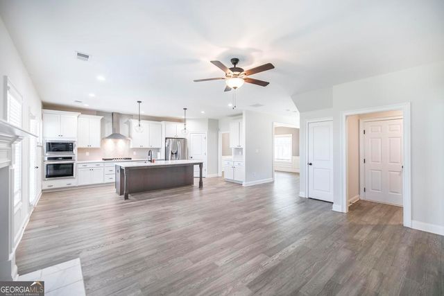 207 Bella Notte Circle, Warner Robins, GA 31088