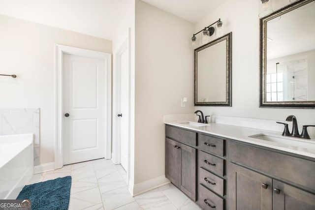 207 Bella Notte Circle, Warner Robins, GA 31088