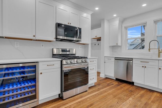 116-118 White Street 118, Belmont, MA 02478