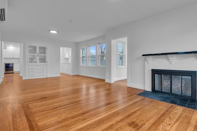 116-118 White Street 118, Belmont, MA 02478