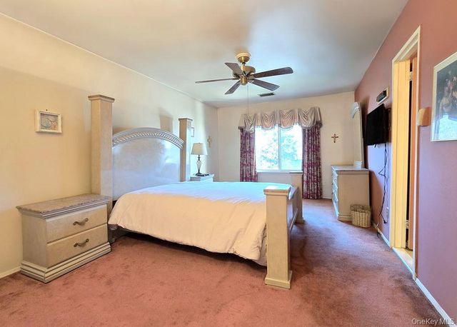 79 Birchwood Road, Coram, NY 11727