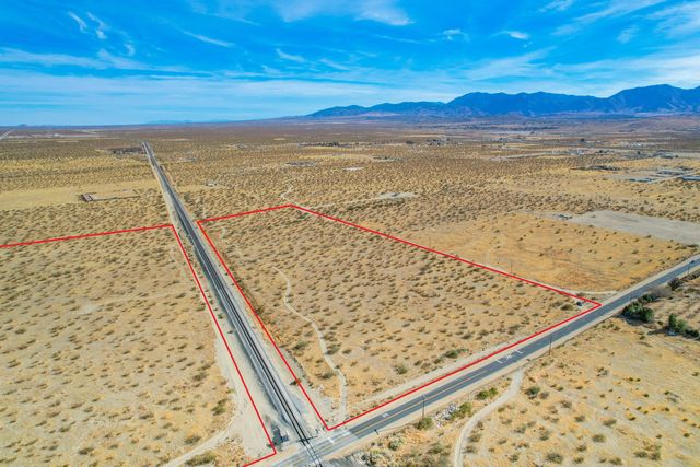 Cor Avenue T 106ths Ste, Sun Village, CA 93543