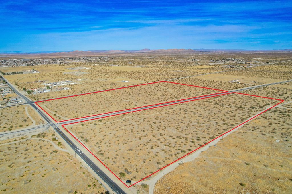 Cor Avenue T 106ths Ste, Sun Village, CA 93543