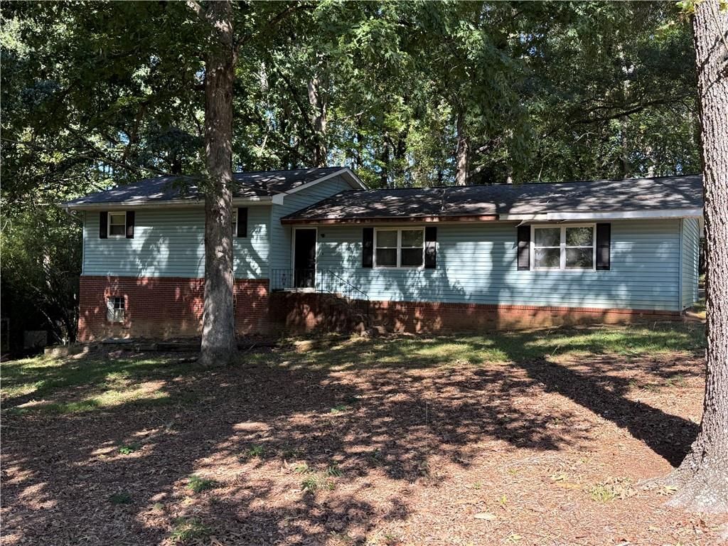2166 Chestnut Place, Lithia Springs, GA 30122