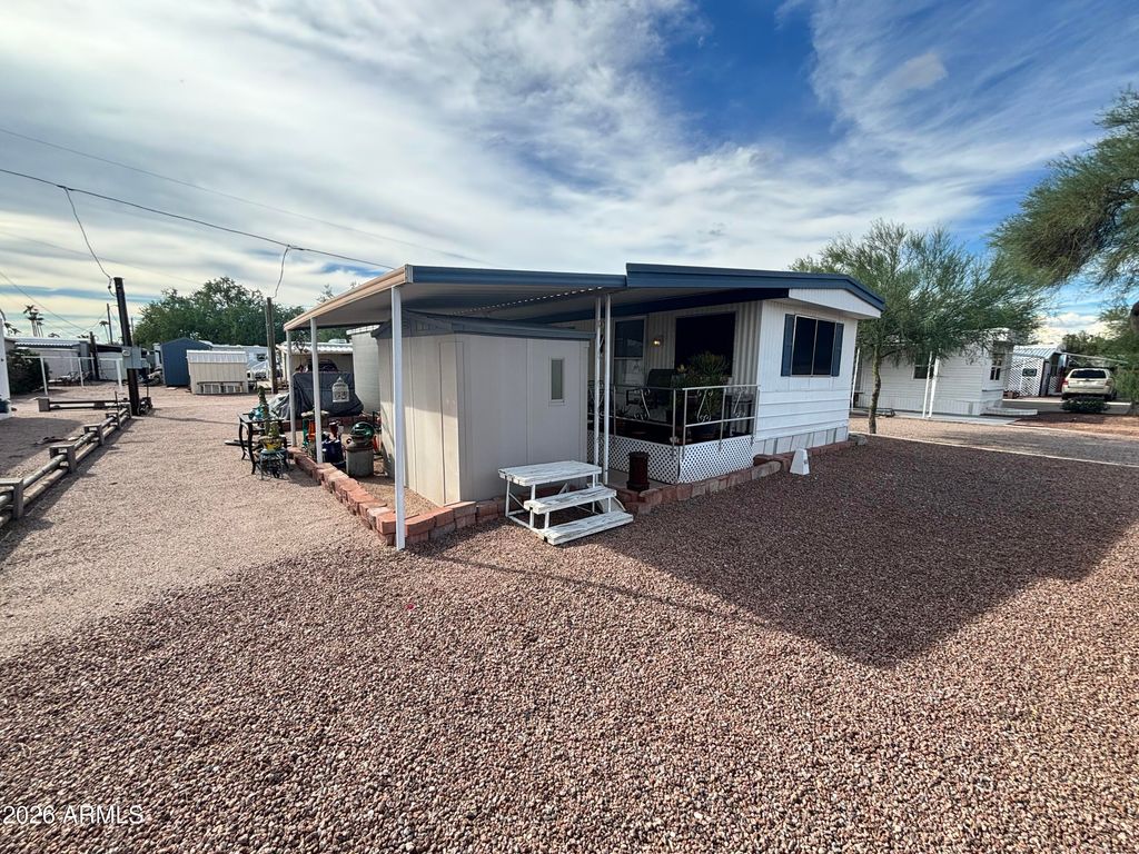 900 S Idaho Road 940, Apache Junction, AZ 85119 — exterior
