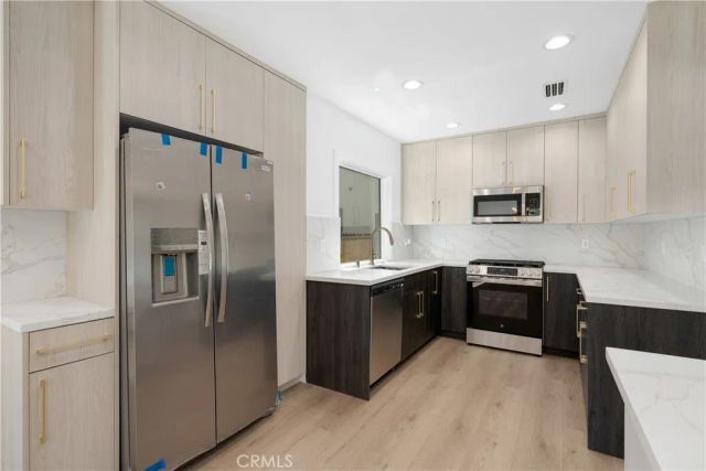 1016 Highland ave., Glendale, CA 91202
