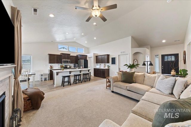 1289 Sundog Ave, Middleton, ID 83644