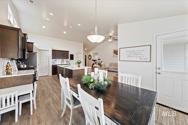 1289 Sundog Ave, Middleton, ID 83644