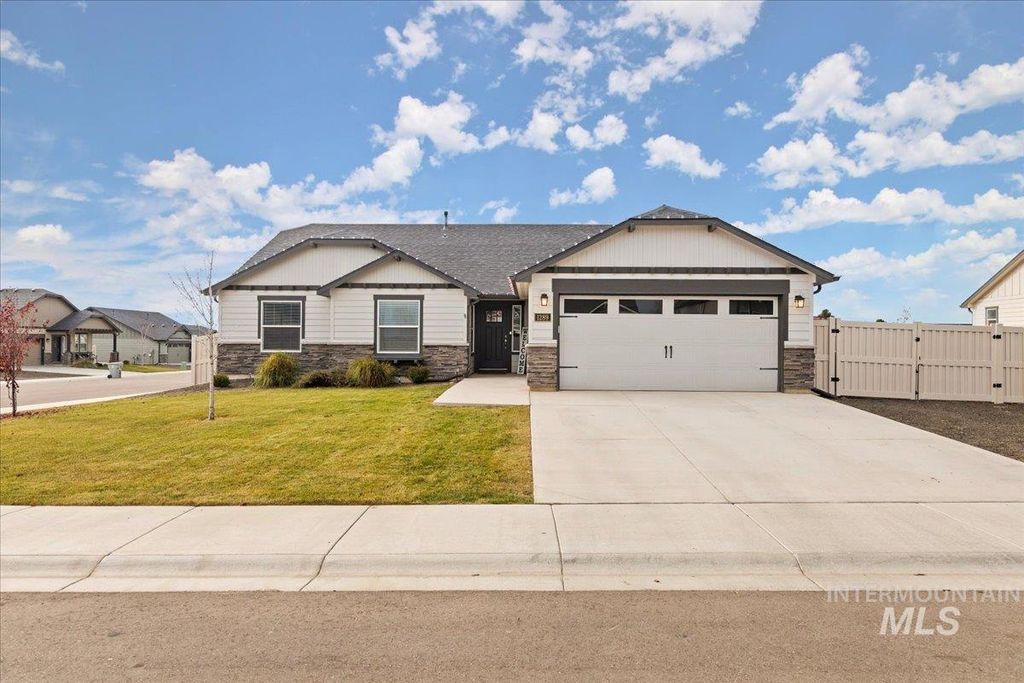 1289 Sundog Ave, Middleton, ID 83644