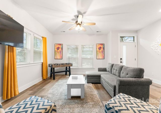 648 W End Drive, Charlotte, NC 28208