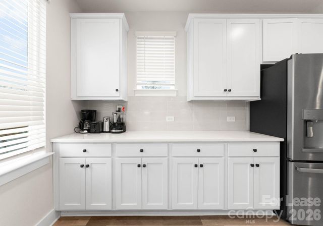 648 W End Drive, Charlotte, NC 28208