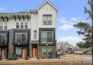 648 W End Drive, Charlotte, NC 28208