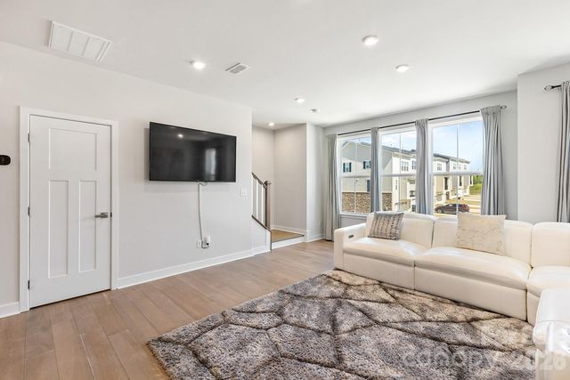 9866 Oaklawn Boulevard NW, Huntersville, NC 28078