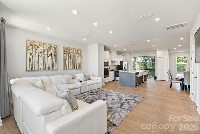 9866 Oaklawn Boulevard NW, Huntersville, NC 28078