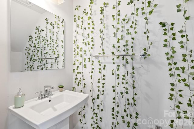 9866 Oaklawn Boulevard NW, Huntersville, NC 28078