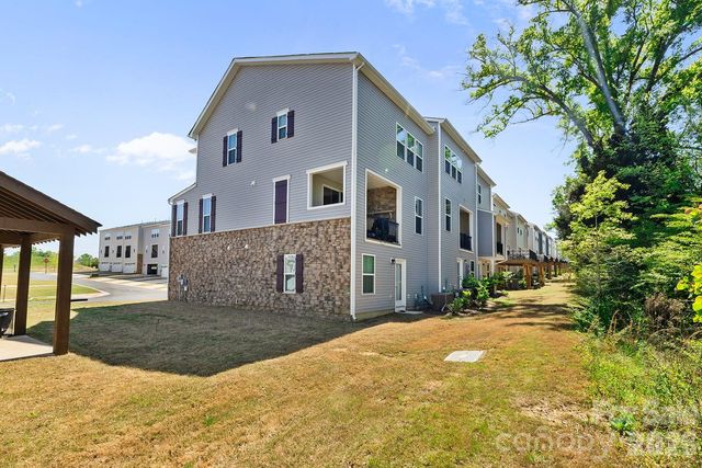 9866 Oaklawn Boulevard NW, Huntersville, NC 28078