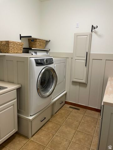 1055 N 1000 E, Mapleton, UT 84664