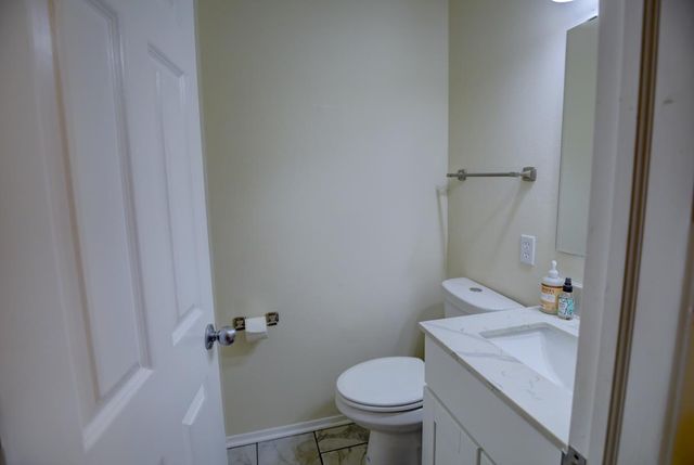 5318-5320 Manitowoc Parkway, Madison, WI 53705