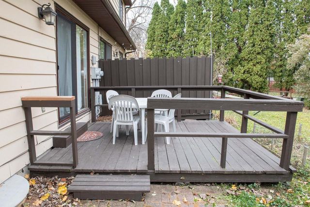 5318-5320 Manitowoc Parkway, Madison, WI 53705