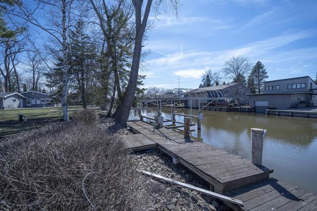 6817 OLEN TRAIL, Winneconne, WI 54986