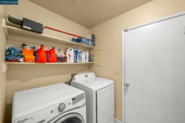 207 Babbling Brook Way, Pittsburg, CA 94565