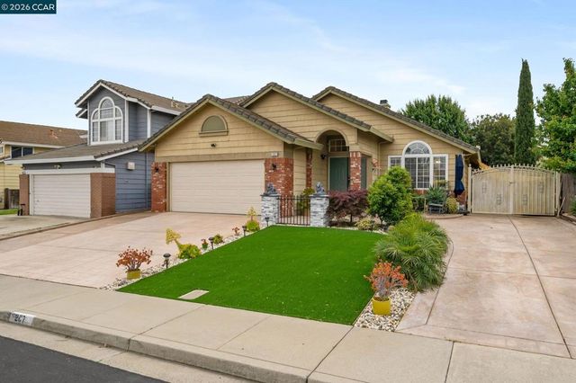 207 Babbling Brook Way, Pittsburg, CA 94565