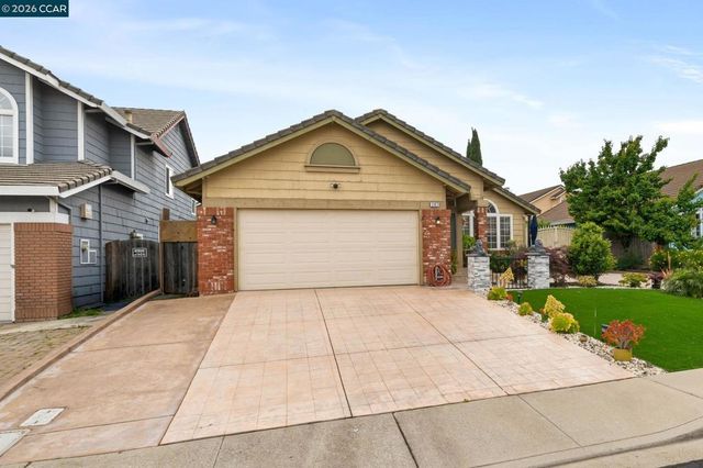 207 Babbling Brook Way, Pittsburg, CA 94565