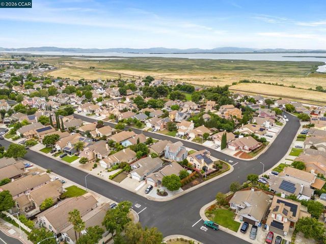 207 Babbling Brook Way, Pittsburg, CA 94565