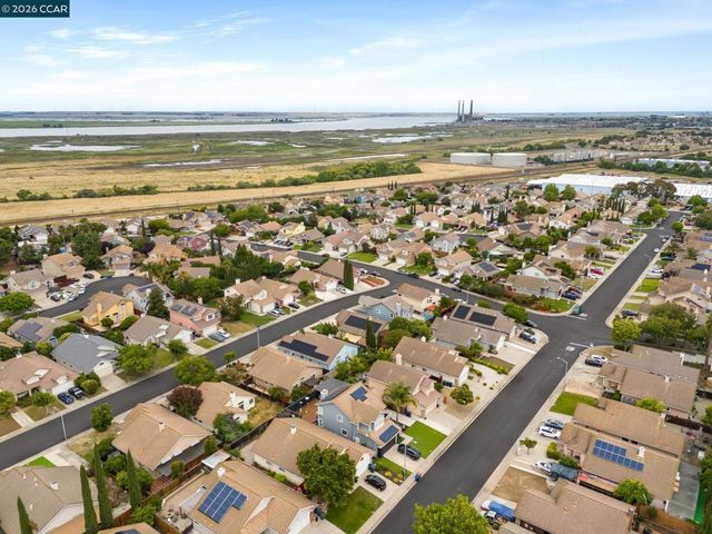 207 Babbling Brook Way, Pittsburg, CA 94565