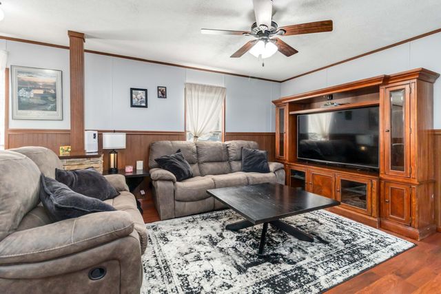 2682 Dreyfus Road, Waco, KY 40385