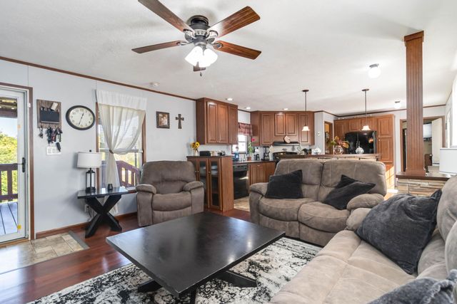 2682 Dreyfus Road, Waco, KY 40385