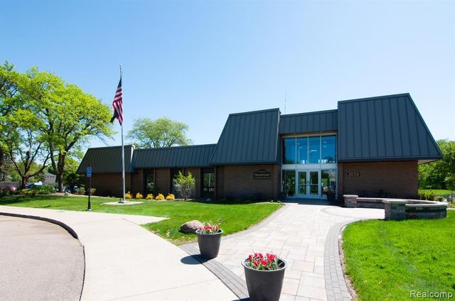 20204 Longwood Court, Northville, MI 48167