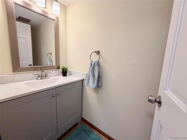 20204 Longwood Court, Northville, MI 48167