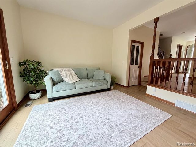 20204 Longwood Court, Northville, MI 48167