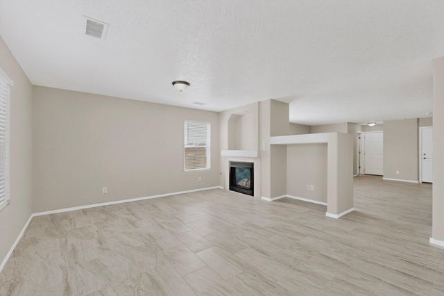 6557 Grants Drive NE, Rio Rancho, NM 87144