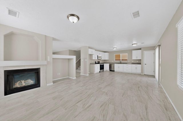 6557 Grants Drive NE, Rio Rancho, NM 87144