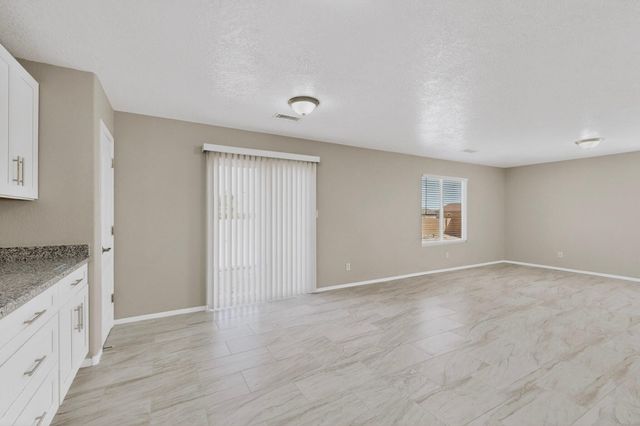 6557 Grants Drive NE, Rio Rancho, NM 87144